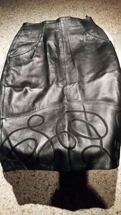 Leather skirt