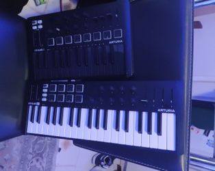 Midi keyboard, beat maker