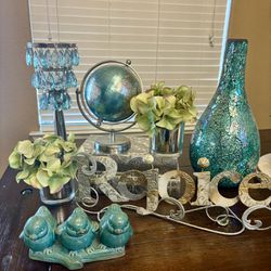 Lot Of Home Decor 