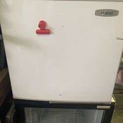 Used Mini Refrigerator/ Freezer 