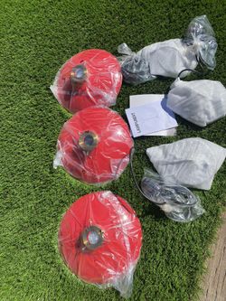 3 Red Lamps
