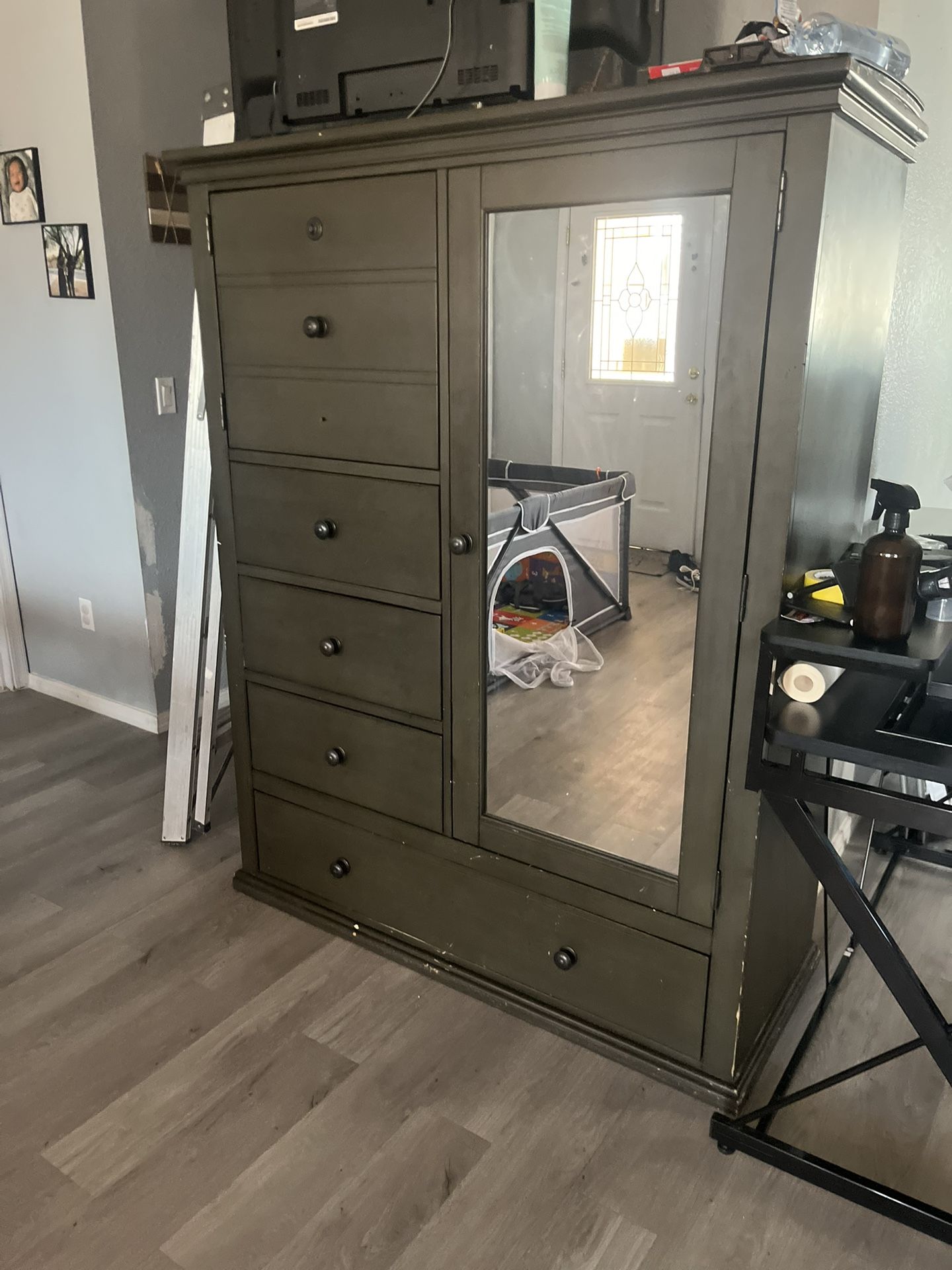 Armoire
