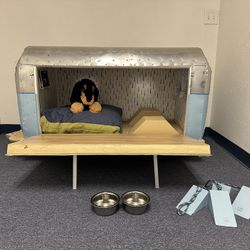 ustom Tailblazer Dog Trailer – Unique Design for Dogs