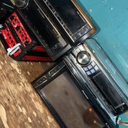 Car Stereo Decks •Pioneer/DeafBonce/Alpine•
