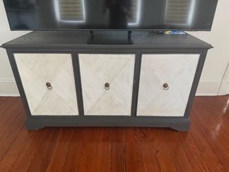 FREE Wooden  Buffett / TV Stand