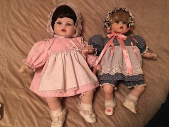 Set of two vintage porcelain baby dolls