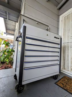 SnapOn Roll Cart For Tools