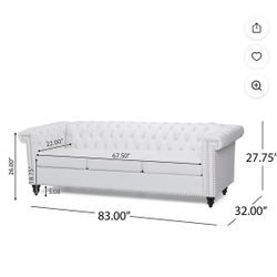 ✨ Elegant White Chesterfield 3-Seater Sofa – Excellent Condition! ✨