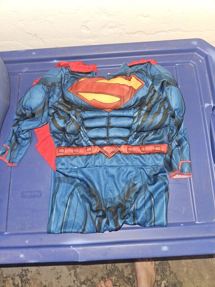 Superman Costume 3-4T