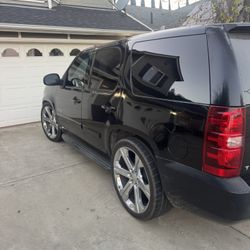 07 Chevy Tahoe