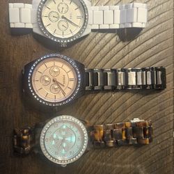 5 Fossil Watches