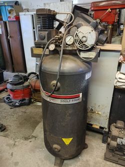 60 Gal Aircompressor