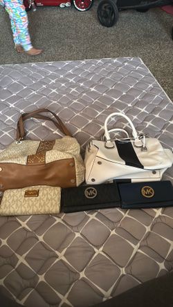 Michael Kors, purses, and wallet