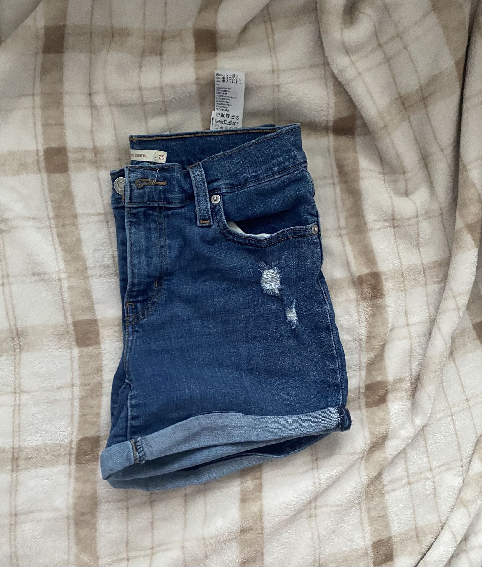 Levi’s Jean Shorts 