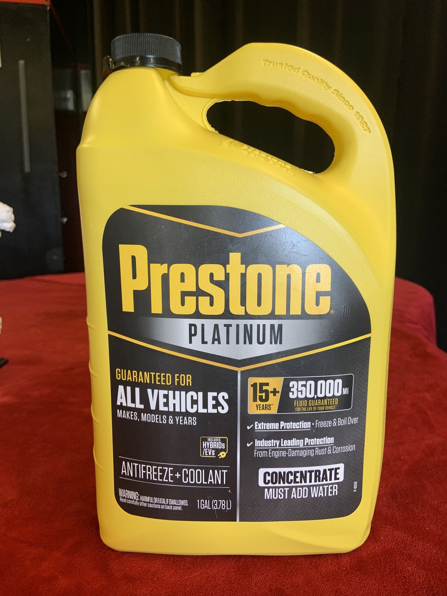 Prestone Platinum Antifreeze + Interior Cleaner