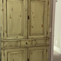 Armoire
