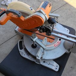 Serrucho En Buenas Condiciones Medida 12