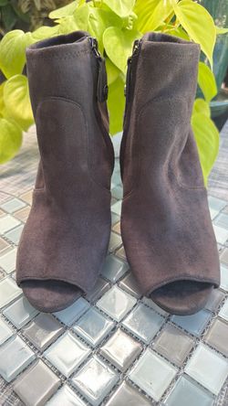 Michael Kors peep toe heels size 8