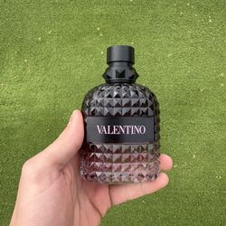 Valentino born In Roma Intense 3.4oz