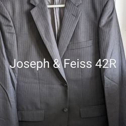 Mens Black Tiny Blue Pinstripe By Joseph & Feiss 42R, 1 Vent, Soft 100% Wool, 2 Inner pockets
