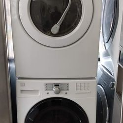 Kenmore Washer And Electric Dryer Set For $690