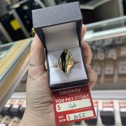 Heavy 14k Gold Ring 