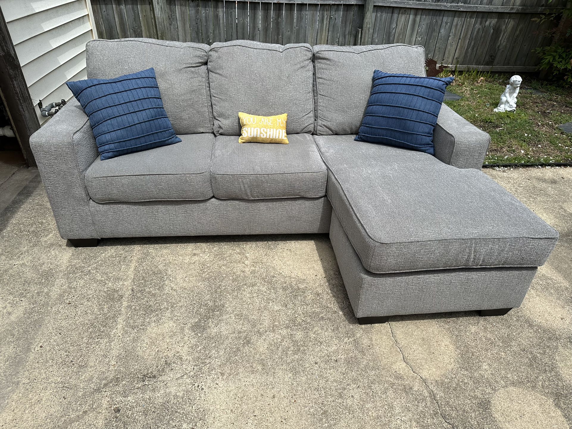 Gray Sectional Couch | Free Delivery 