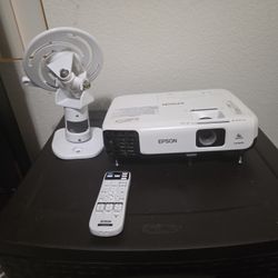 EPSON Home Cinema 980