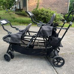 Joovy Big caboose Triple Stroller