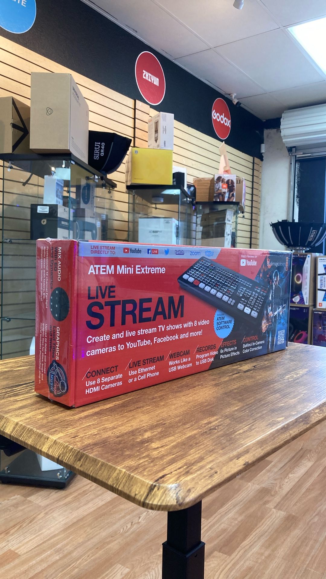 Blackmagic ATEM Mini Extreme