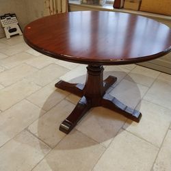 CONVERTIBLE KITCHEN TABLE/COFFEE TABLE