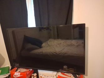 Flat Screen TV Black Thin Bezel