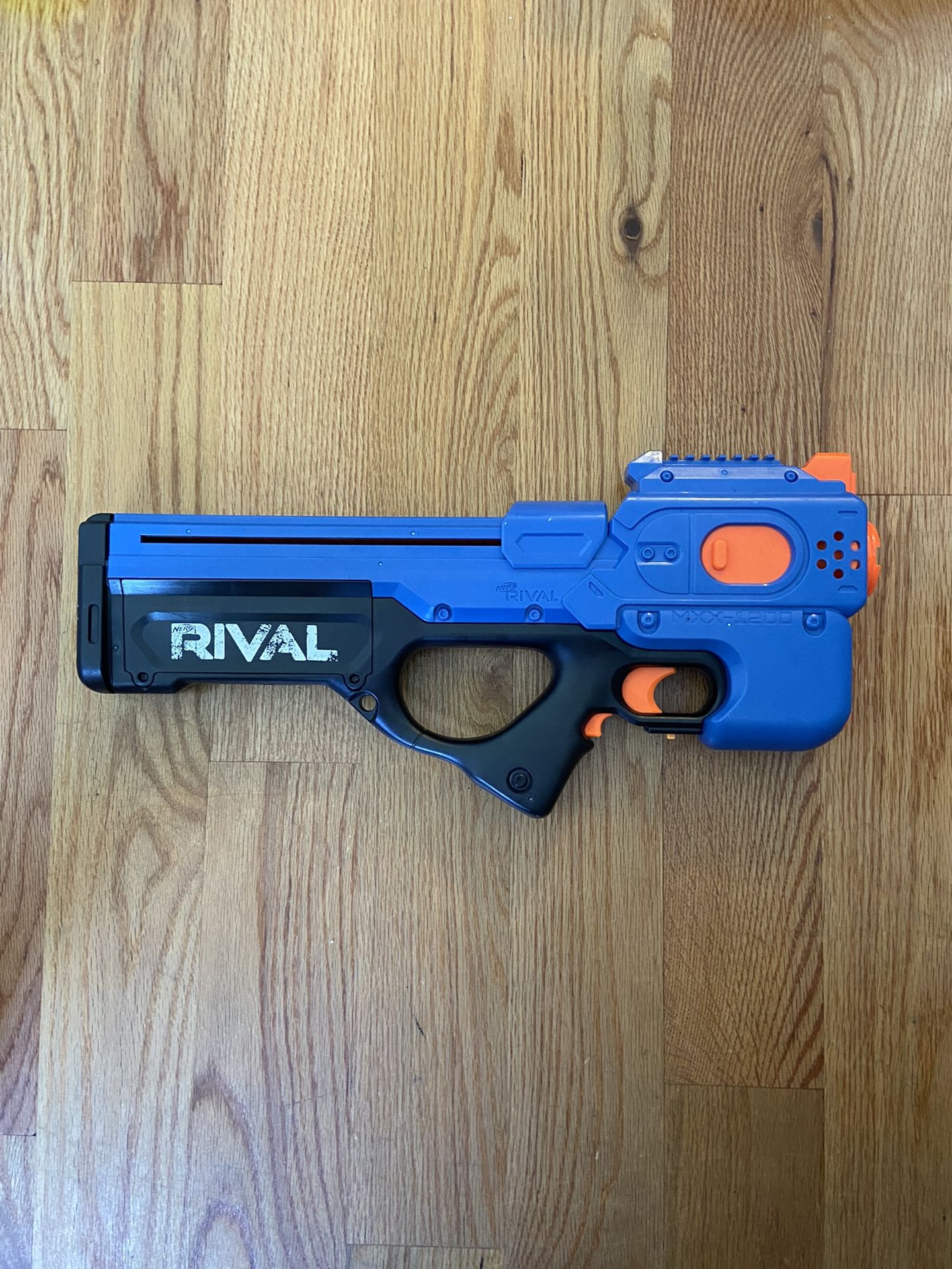 Nerf Rival Charger MXX-1200 Motorized Blaster -- 12-Round Capacity, 100 FPS Velocity