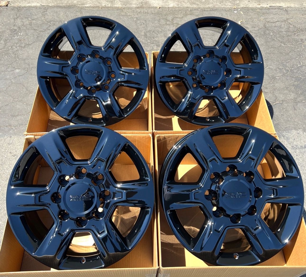20” GMC Sierra 2500HD OEM Wheels Gloss Black
