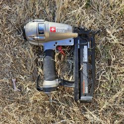 Porter Cable 16 Gauge Finish Nailer 