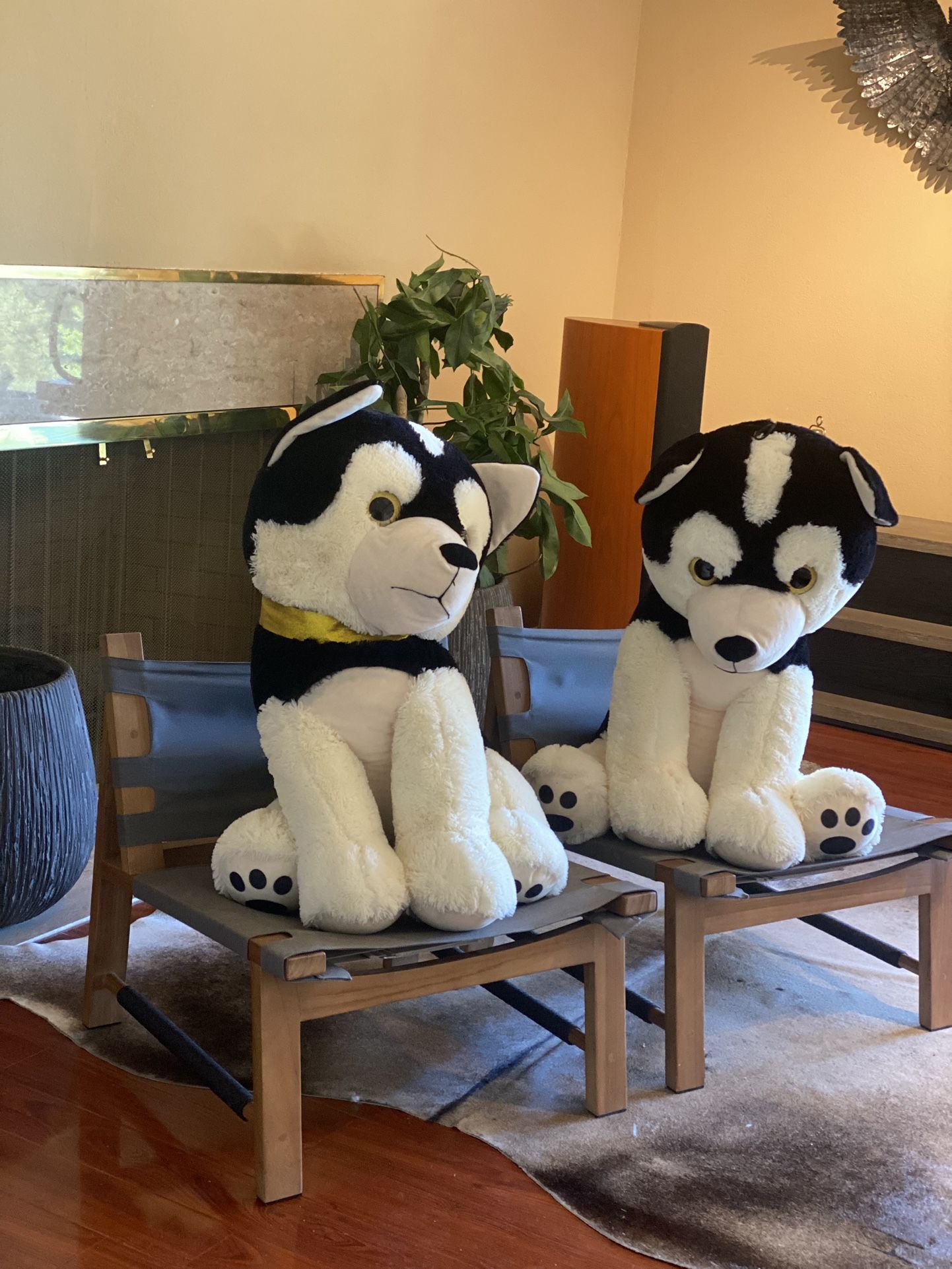 4 - Extra Large Stuffed Animals