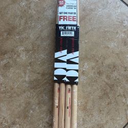 Vic Firth American Classic 5B Value Pack, 4-Pair Drum Sticks