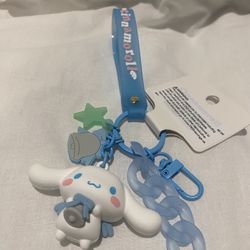 Cinnamon Roll Keychain (license)