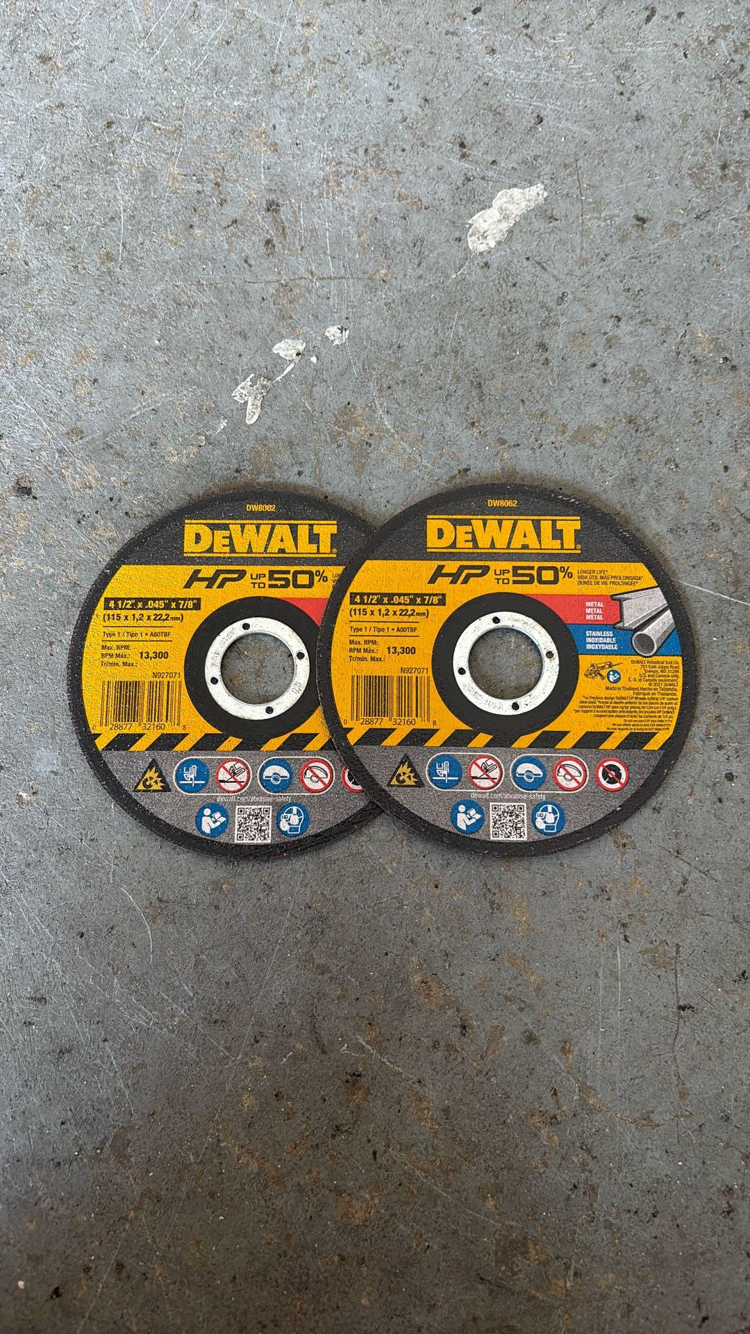 Dewalt 4 1/2” Cut Off Wheel
