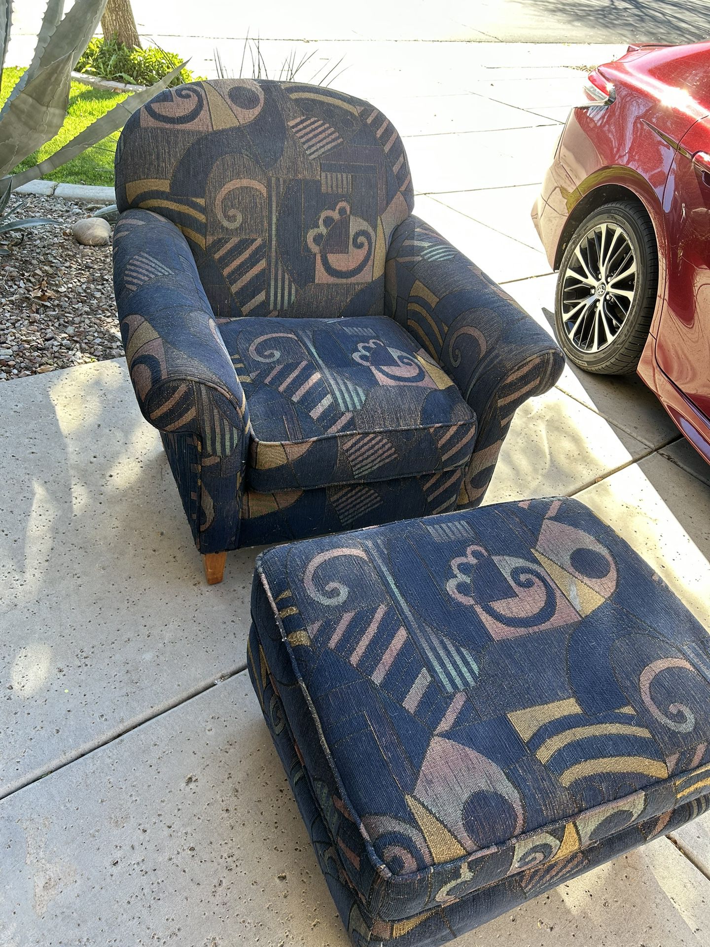 Unique Accent Chair and Ottoman
