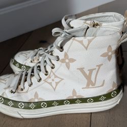 Louis Vuitton High Top Sneakers Size 38.5