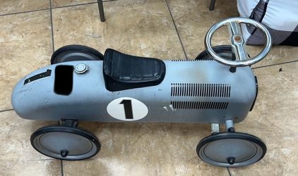 Kids Riding Classic Cruiser 