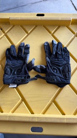 Mountain biking gloves