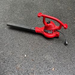 Toro Electric Leaf Blower With Bag and Mulcher