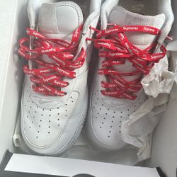 White Supreme Size 9.5