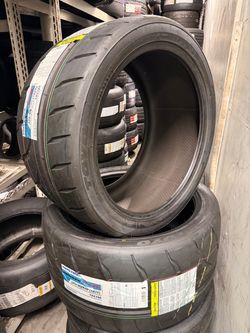 Pair available to install 🚨 Toyo R888R in 325/30ZR20