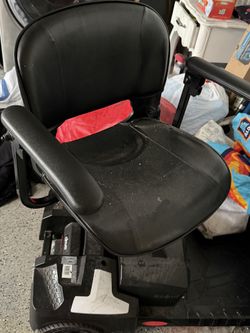 Electric wheel chair