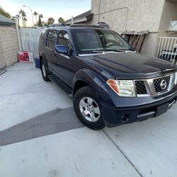 2007 Nissan Pathfinder SE