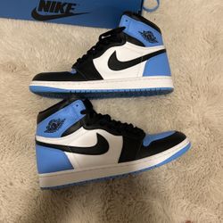 Jordan 1 Retro high OG UNC size 10