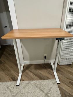 Standing desk
